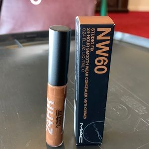 Mac 25 hour concealer